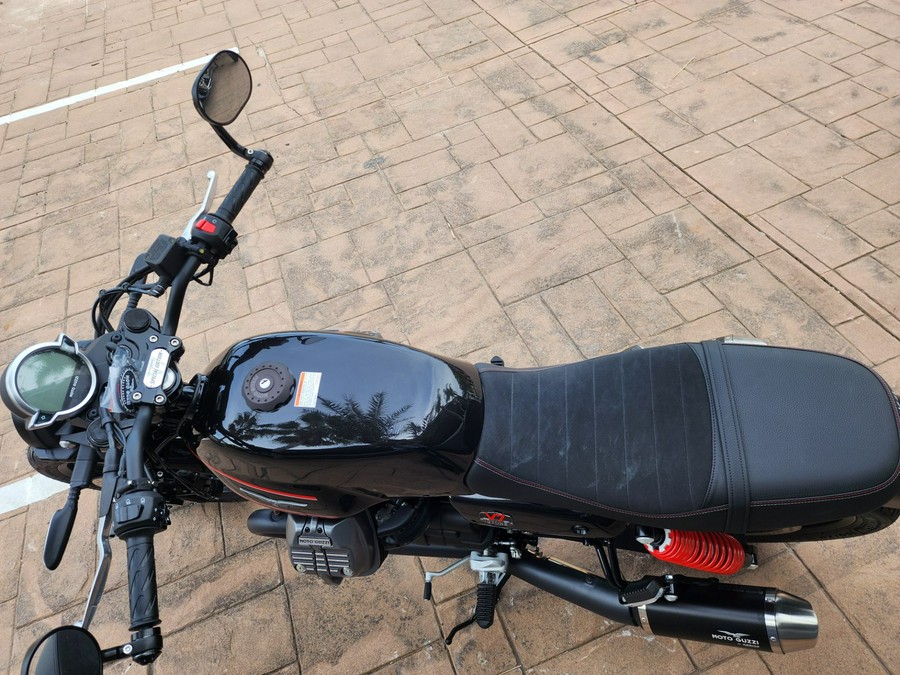 2023 Moto Guzzi V7 Stone Special Edition