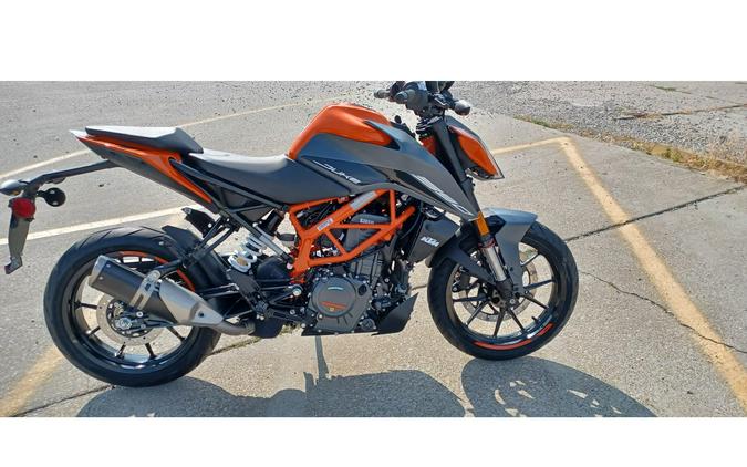 2023 KTM 390 DUKE