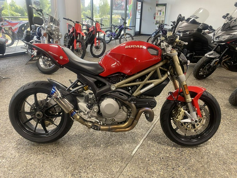 2013 Ducati Monster 1100 EVO