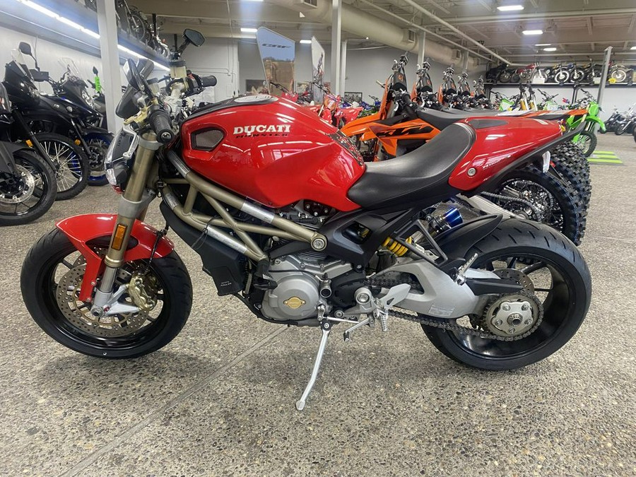 2013 Ducati Monster 1100 EVO