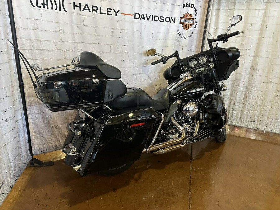 2011 Harley-Davidson Electra Glide Ultra Limited FLHTK Vivid Black