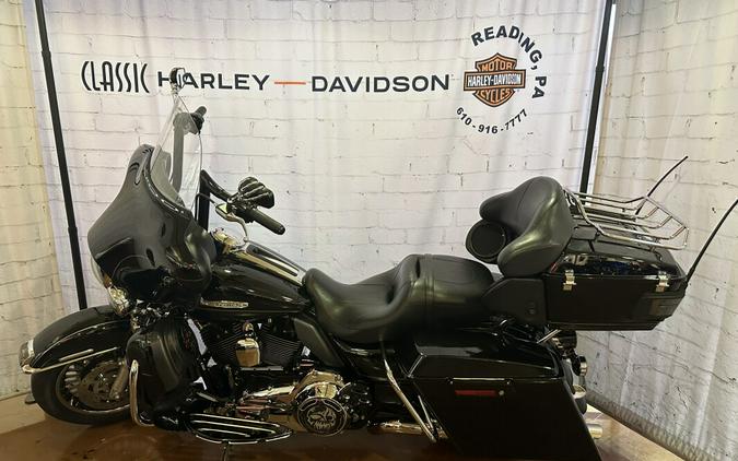 2011 Harley-Davidson Electra Glide Ultra Limited FLHTK Vivid Black