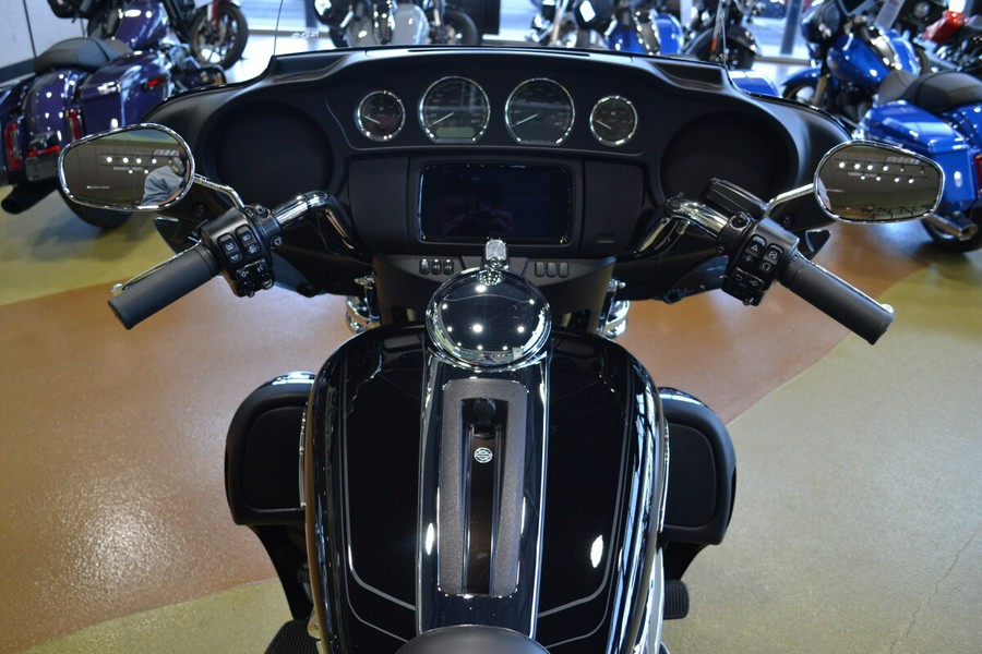 2024 Harley-Davidson® Tri Glide® Ultra - FLHTCUTG