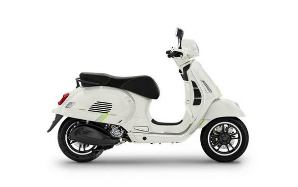 2027 Vespa GTS 310 SuperTech