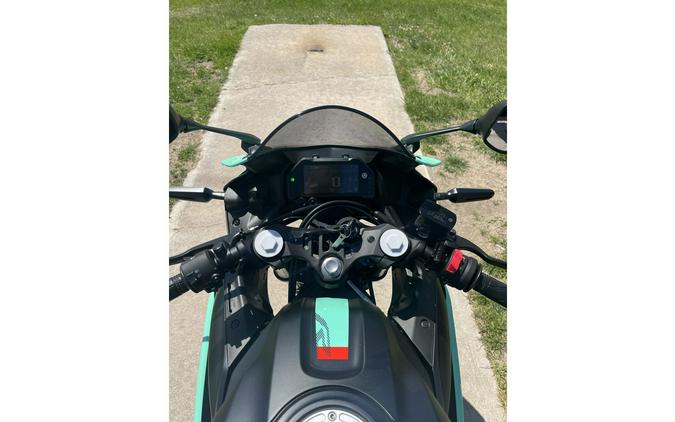 2026 YZF R3 - Yamaha