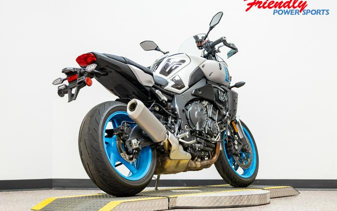 2025 YAMAHA MT-10