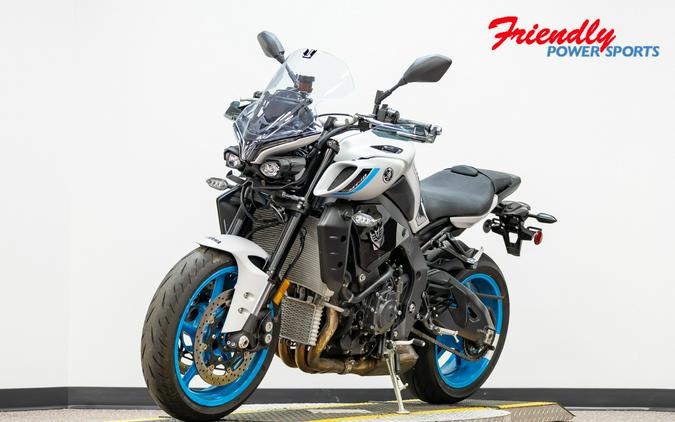 2025 YAMAHA MT-10