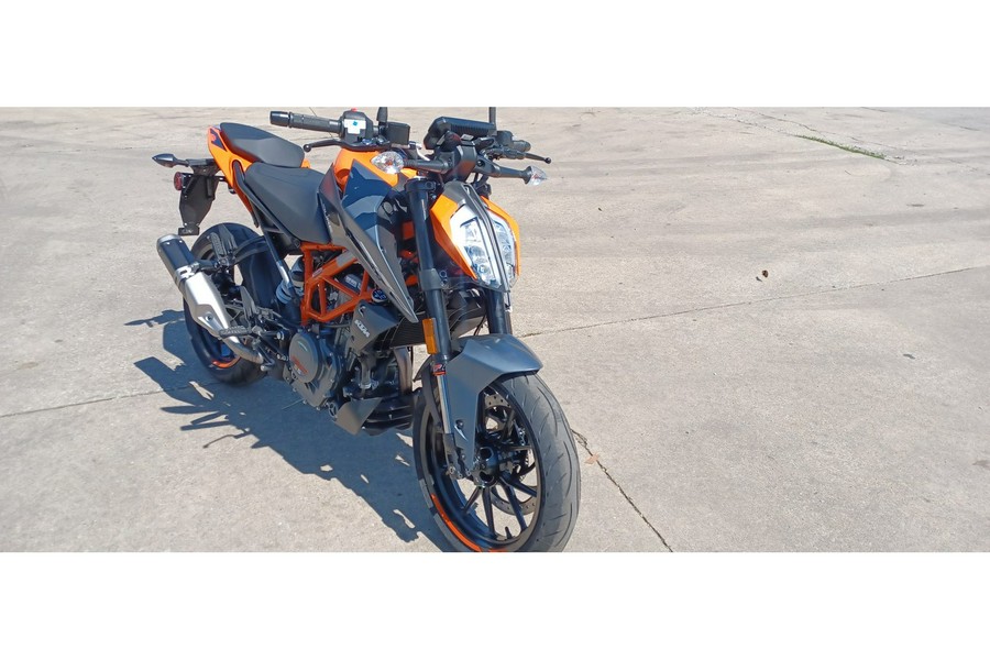 2023 KTM 390 DUKE