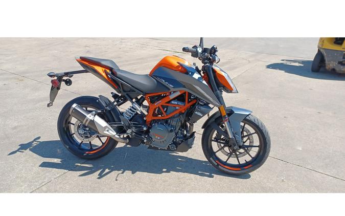 2023 KTM 390 DUKE