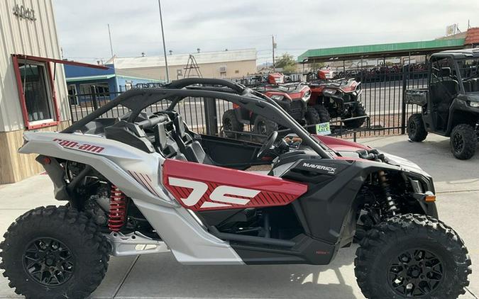 2024 Can-Am Maverick X3 DS Turbo Fiery Red & Hyper Silver