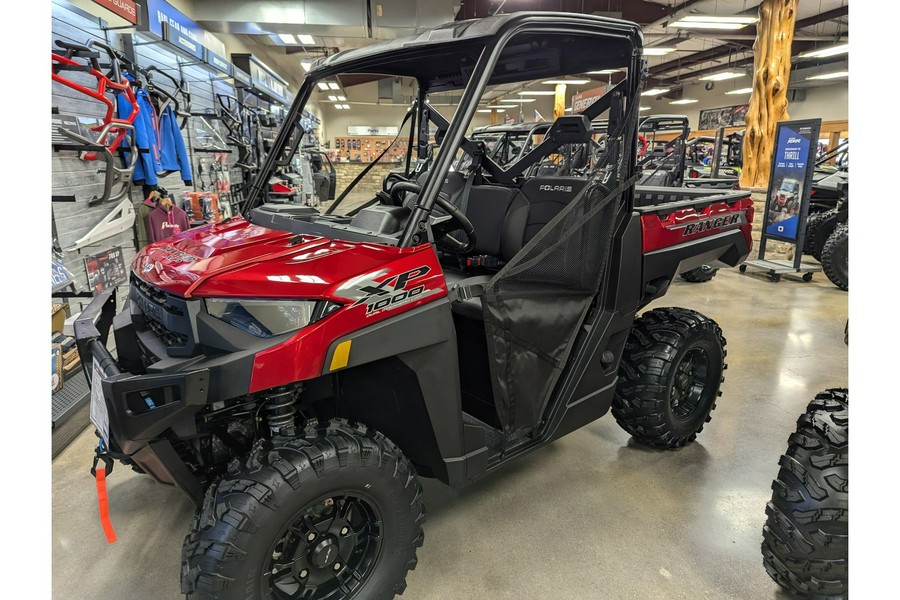 2025 Polaris Industries Ranger XP® 1000 Premium- SUNSET RED