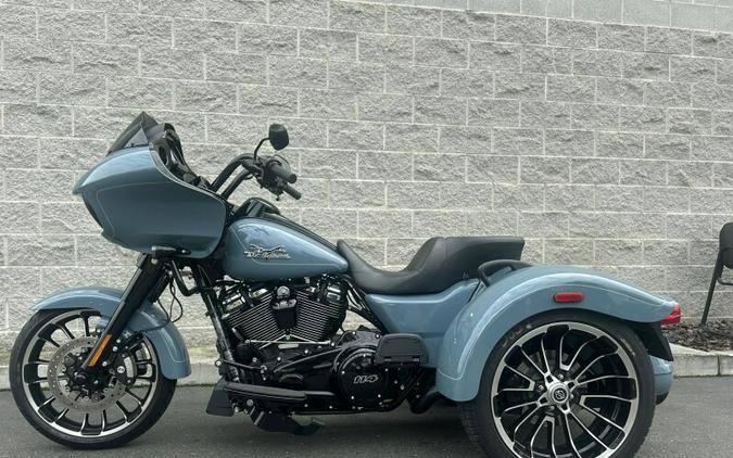 Harley-Davidson Road Glide 3 2024 FLTRT 84564434 SHARKSKIN W/ PINSTRIPE