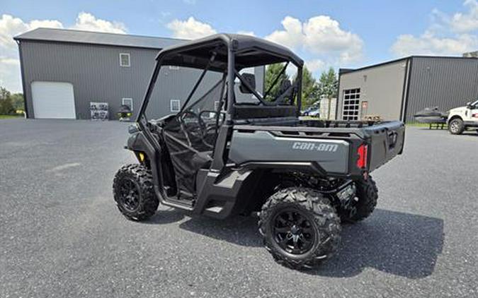 2024 Can-Am Defender XT HD9