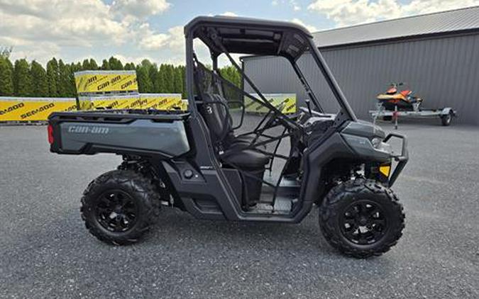 2024 Can-Am Defender XT HD9