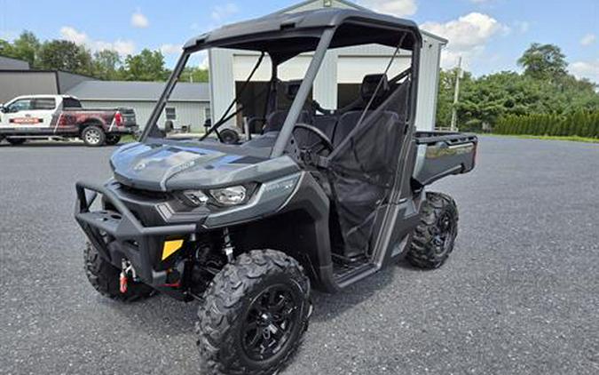 2024 Can-Am Defender XT HD9