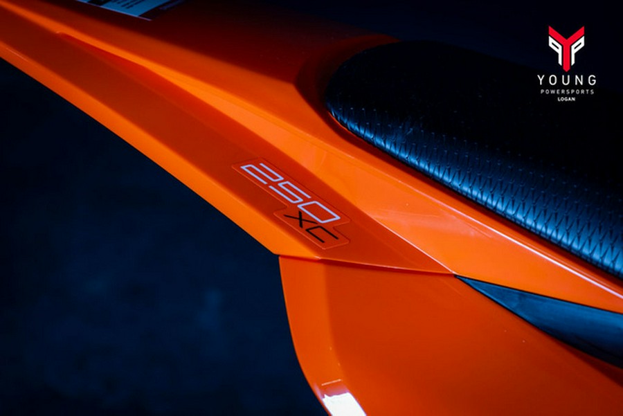 2026 KTM 250 XC