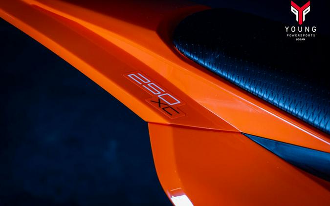 2026 KTM 250 XC