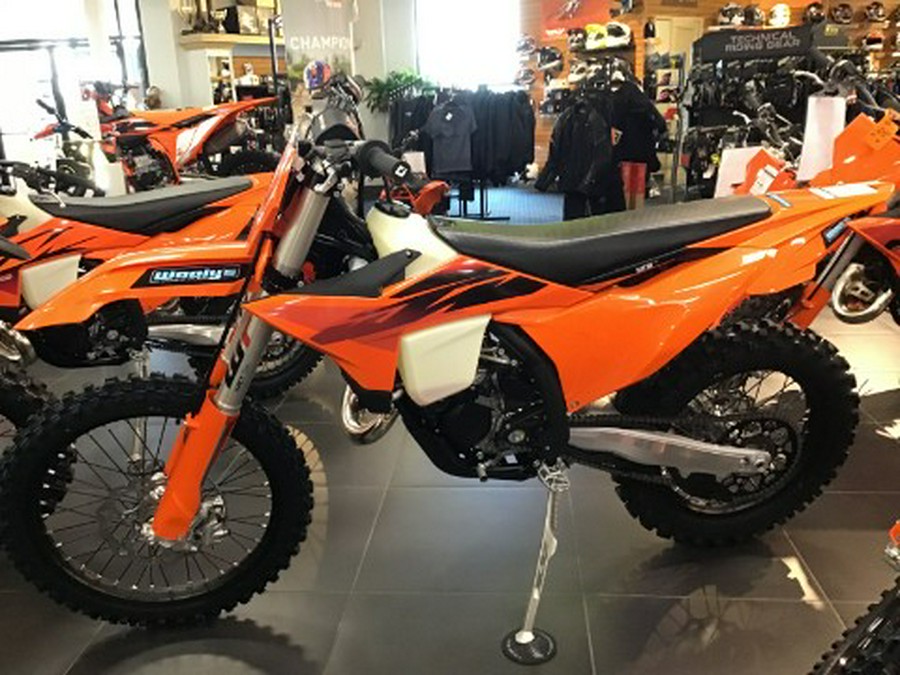 2027 KTM 125 XC