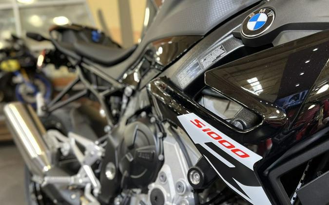 2026 BMW S 1000 R Blackstorm Metallic