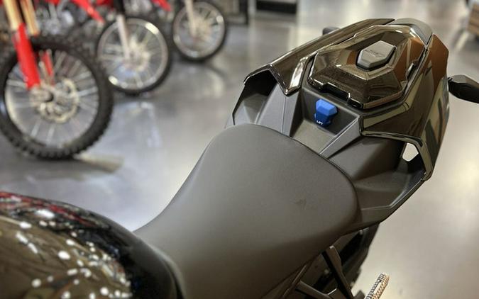 2026 BMW S 1000 R Blackstorm Metallic