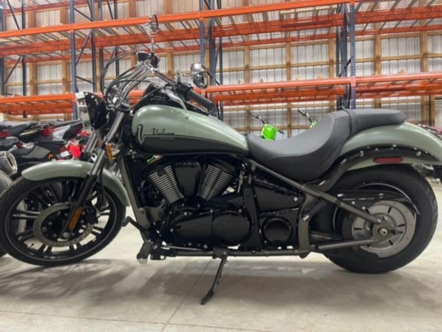 2023 Kawasaki Vulcan® 900 Custom