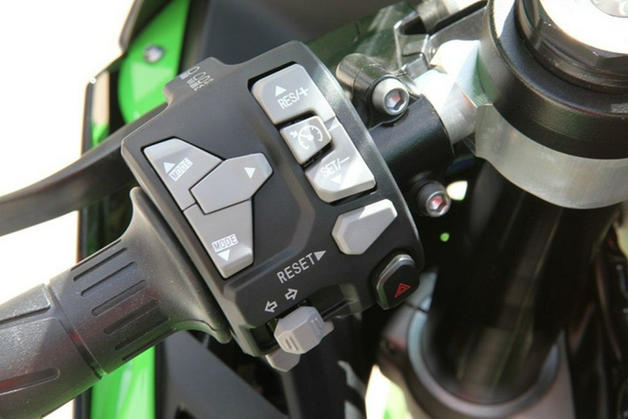 2024 Kawasaki Ninja ZX-10R KRT Edition