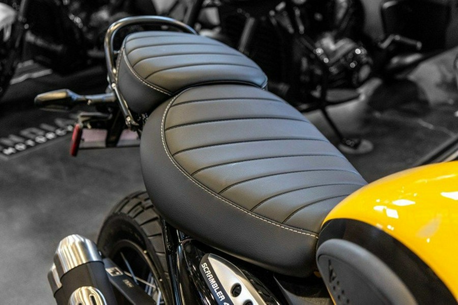 2026 Triumph Scrambler 400 XC Racing Yellow