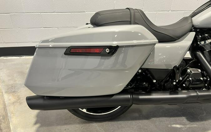 2025 Harley-Davidson® Street Glide® Billiard Gray FLHX