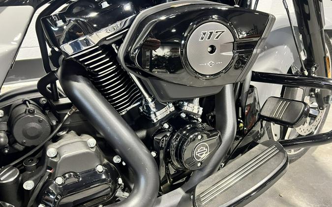 2025 Harley-Davidson® Street Glide® Billiard Gray FLHX