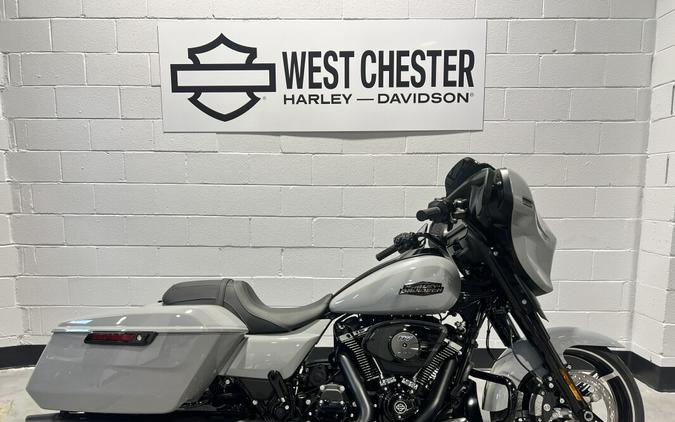 2025 Harley-Davidson® Street Glide® Billiard Gray FLHX
