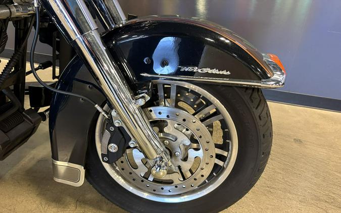 2013 Harley-Davidson Tri Glide Ultra Classic FLHTCUTG
