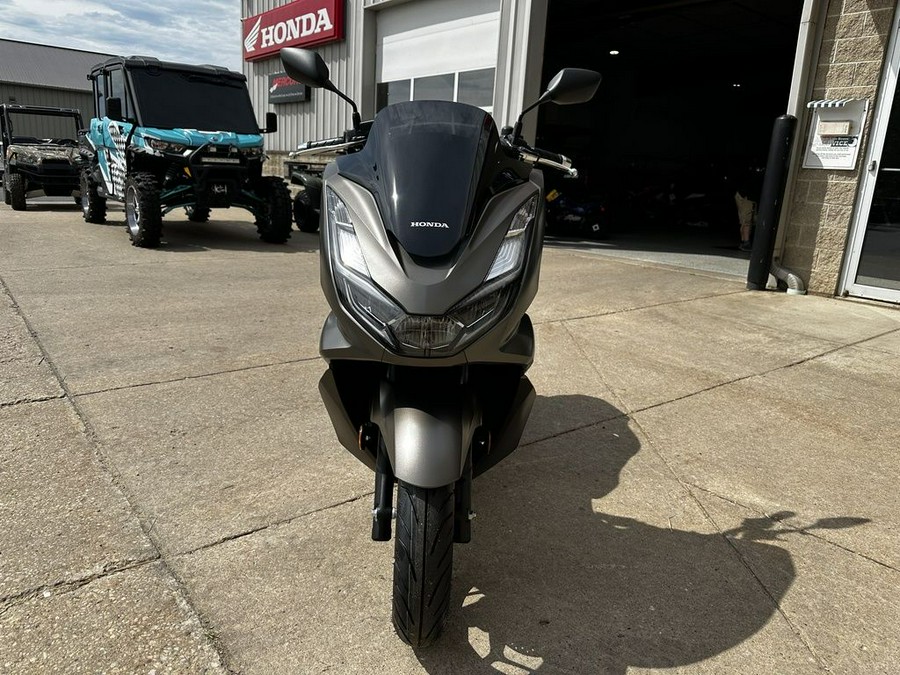 2024 Honda® PCX