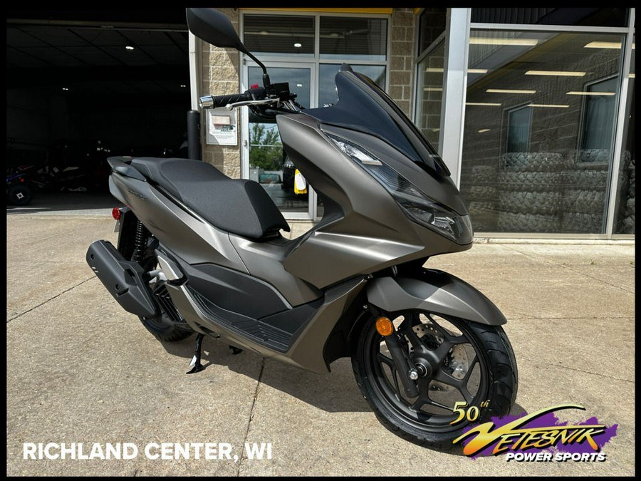 2024 Honda® PCX