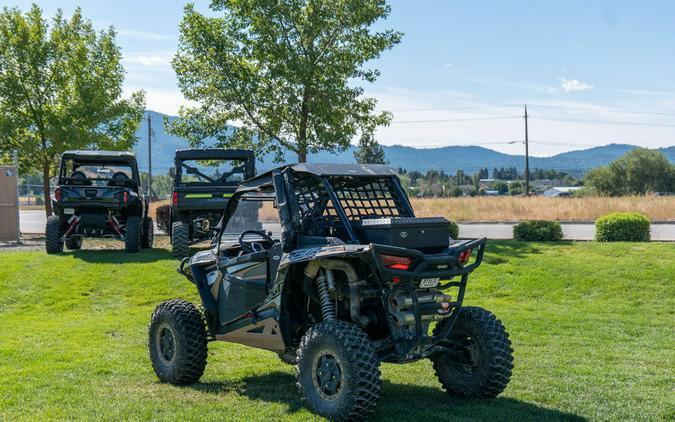 2017 Polaris RZR XP® 1000 EPS Gold Matte Metallic LE