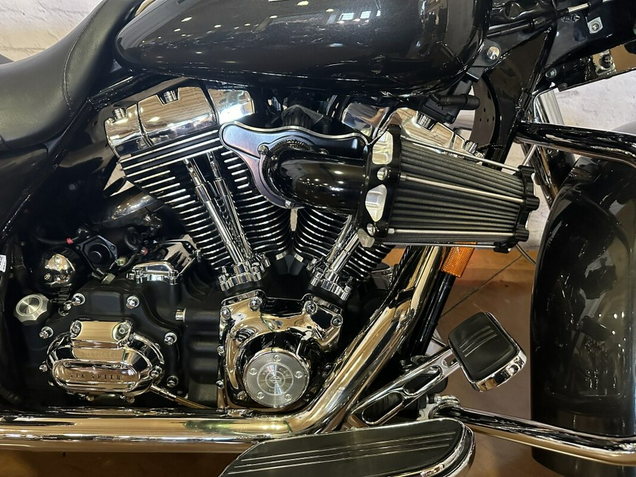 2007 Harley-Davidson Road King® Custom FLHRS Black Pearl