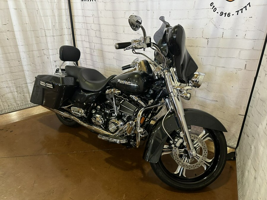 2007 Harley-Davidson Road King® Custom FLHRS Black Pearl