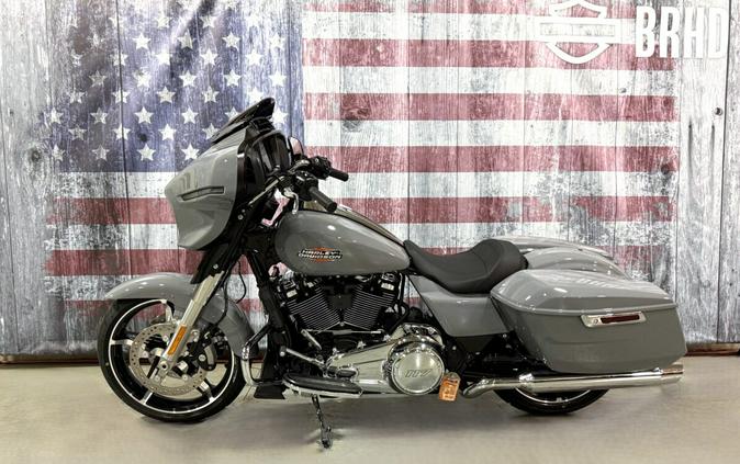 2026 FLHX Street Glide