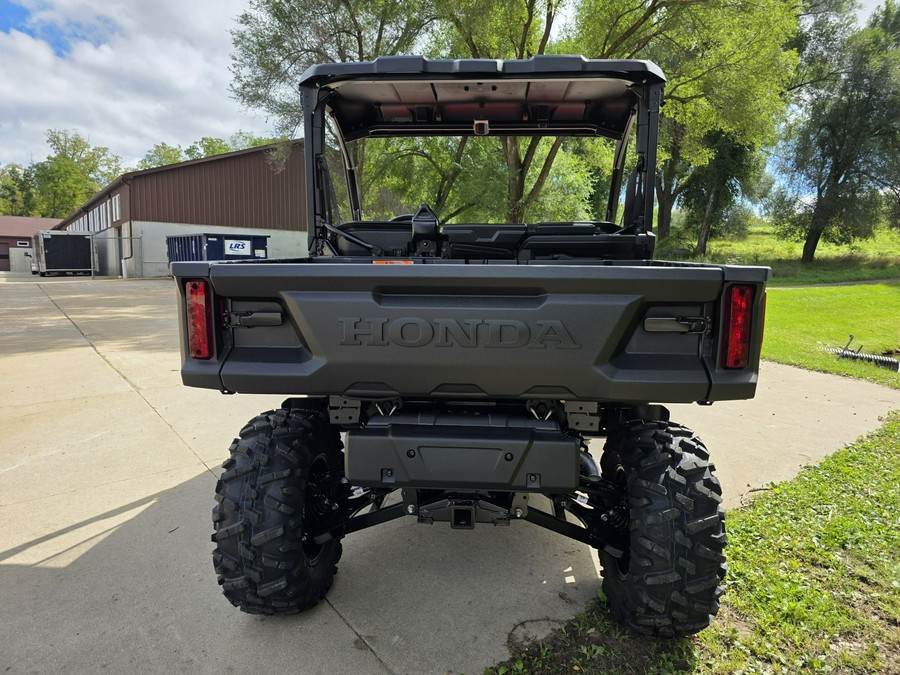 2026 Honda Pioneer 1000 Deluxe