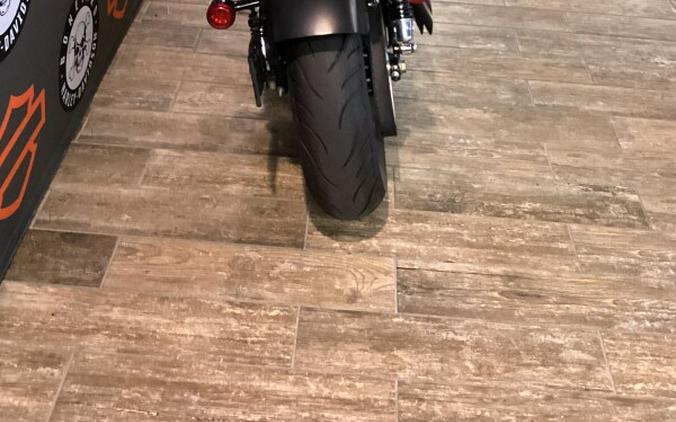 XL 883N 2013 Iron 883™