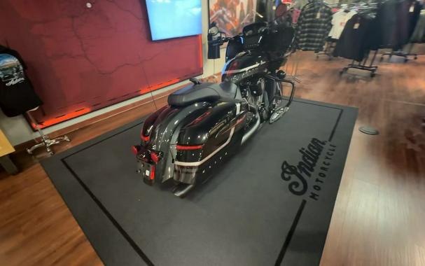 2024 Indian Motorcycle® Challenger® Elite Charcoal Candy/Black Candy