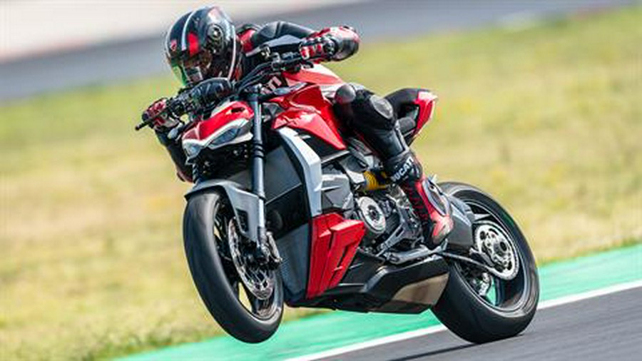 2023 Ducati Streetfighter V2