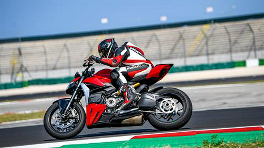 2023 Ducati Streetfighter V2