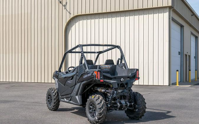 2025 Can-Am™ Maverick Trail DPS 1000