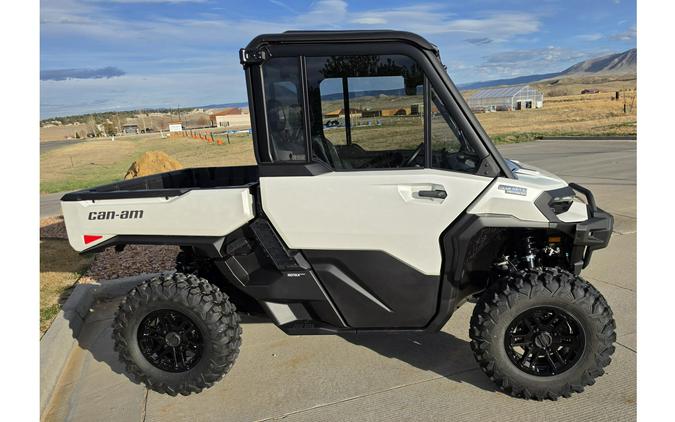 2026 Can-Am Defender Limited HD11