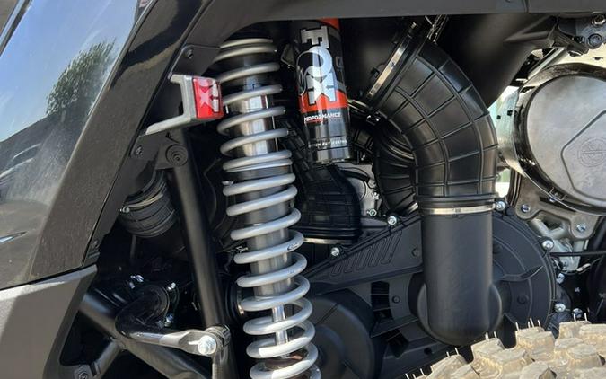 2026 CFMOTO ZFORCE Z10-4
