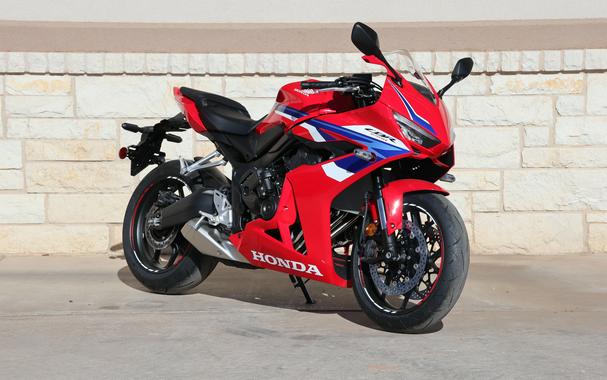 2026 HONDA CBR650R E-CLUTCH