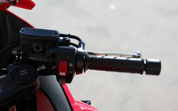 2026 HONDA CBR650R E-CLUTCH