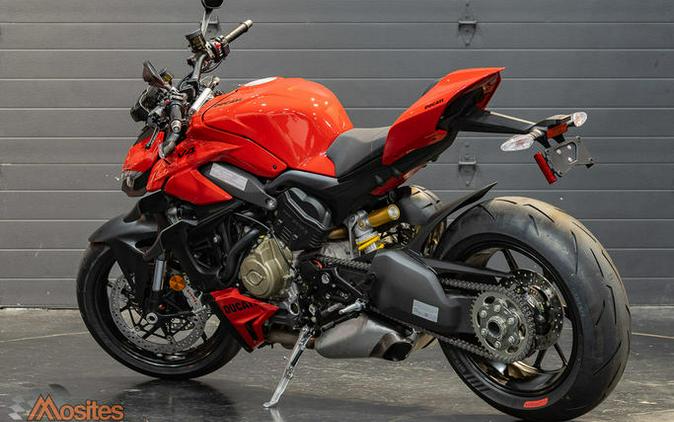 2024 Ducati Streetfighter V4 Red