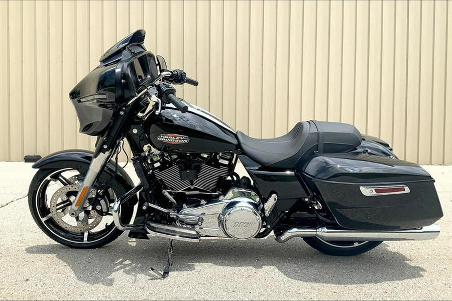 2024 Harley-Davidson® FLHX - Street Glide®