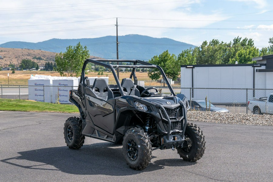 2025 Can-Am™ Maverick Trail DPS 1000